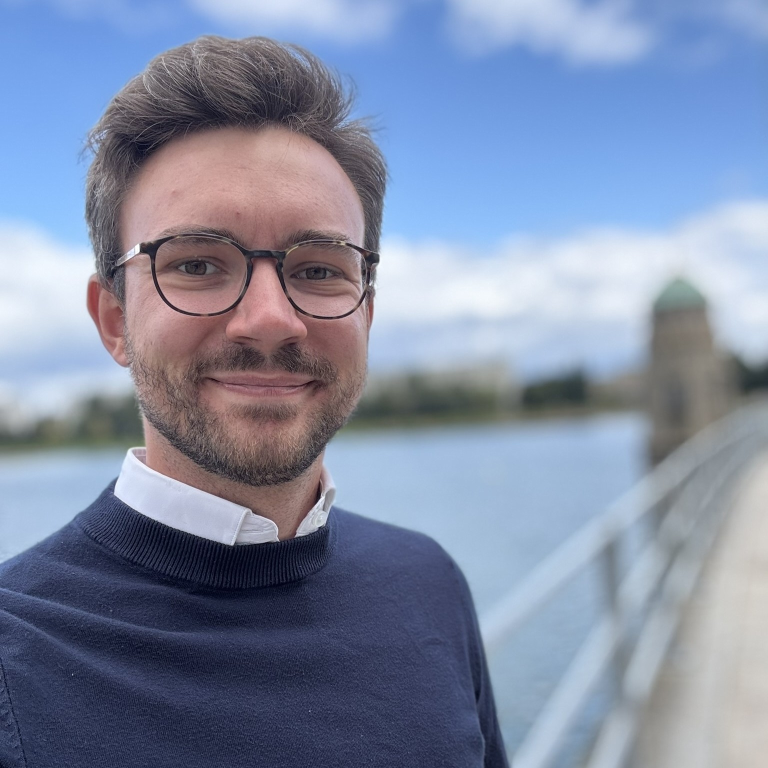 Avatar hosta František Novák k přednášce Jak na hudbu při mši aneb od výběru písní po dirigování.